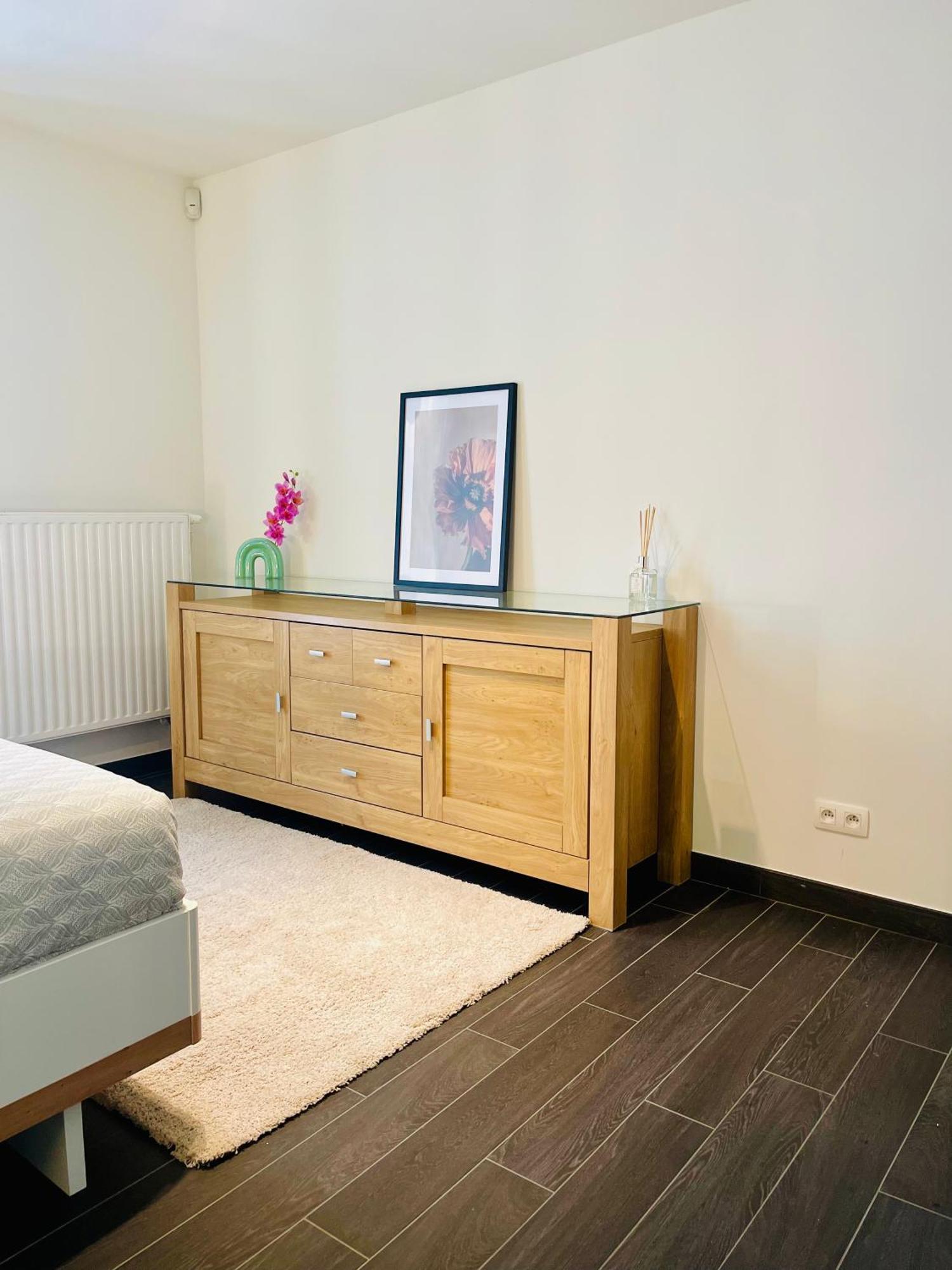 Down Town Spacious Loft Retreat With Private Parking Brussel Buitenkant foto